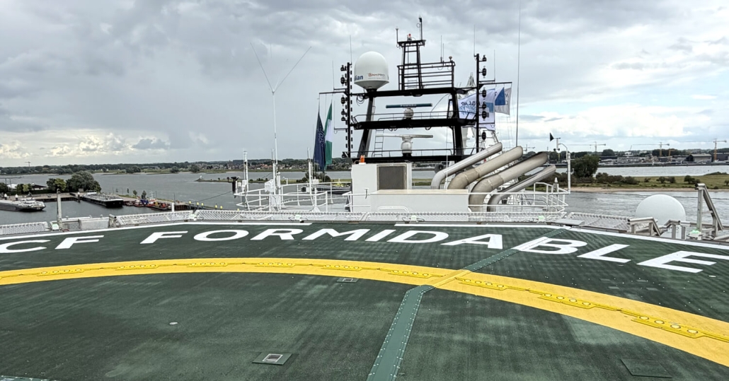 Naval Architecture - Marine Engineering - Vera Navis